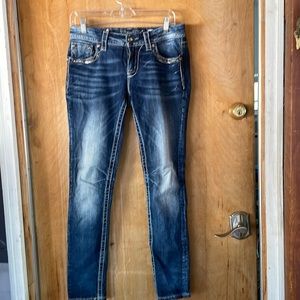 Miss Me Je5gogs3R Skinny jeans. Size 28.
